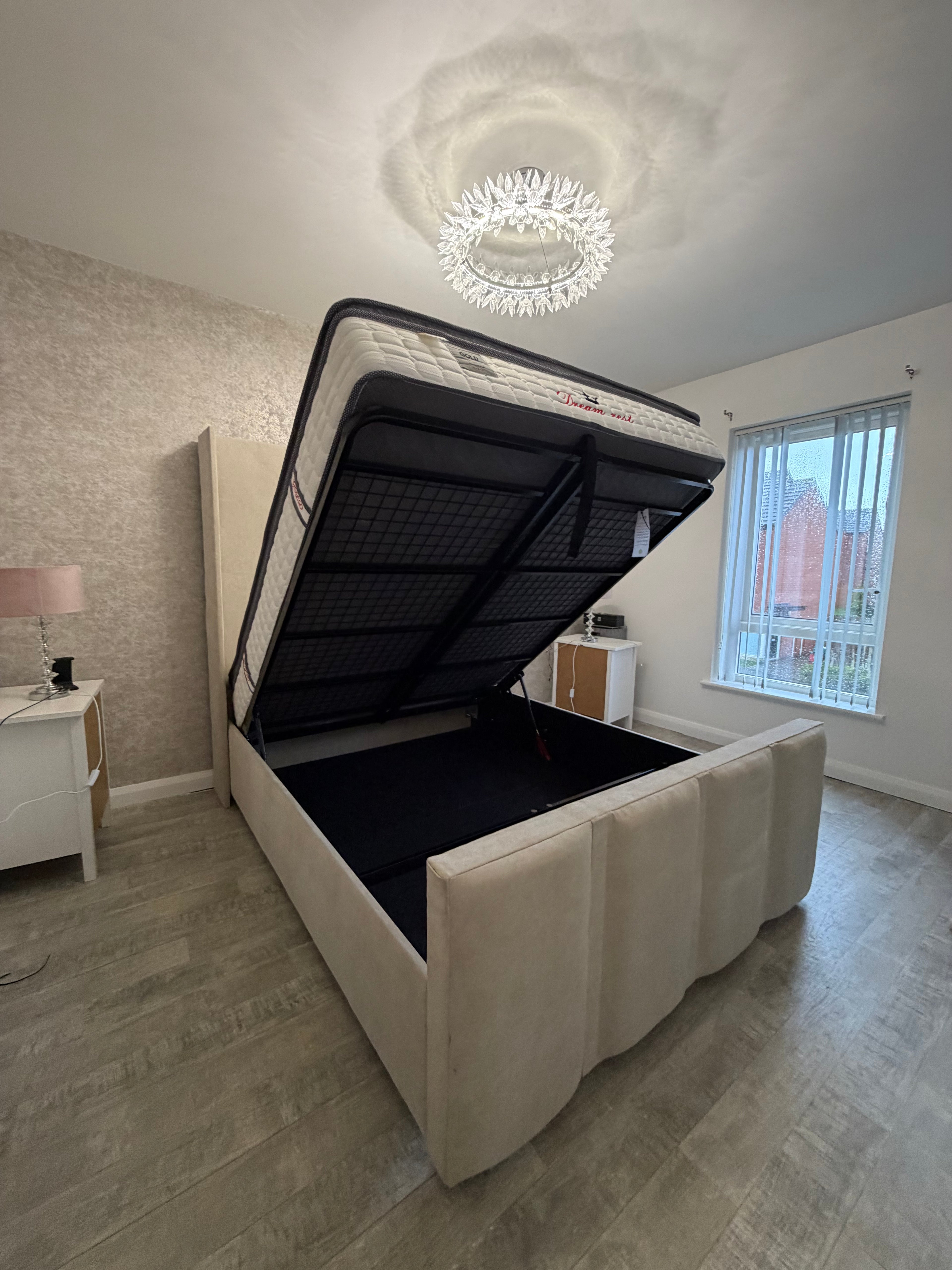 4 panel wing 70”